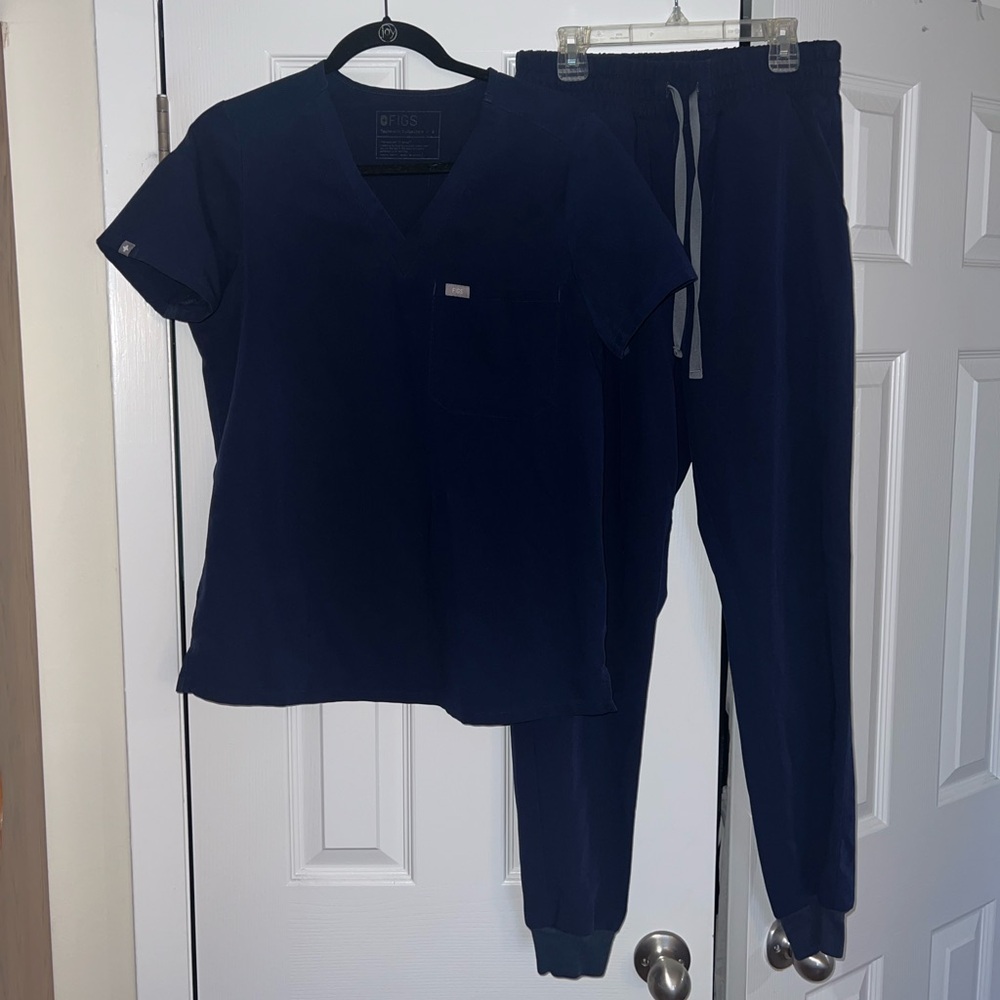 Navy figs scrubs set